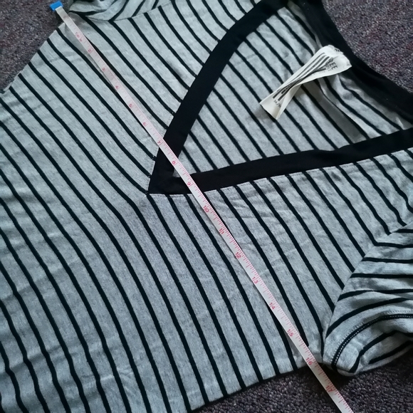FREE PEOPLE Bodysuit T-shirt With stripes Size Medium Grey Black - Picture 10 of 15